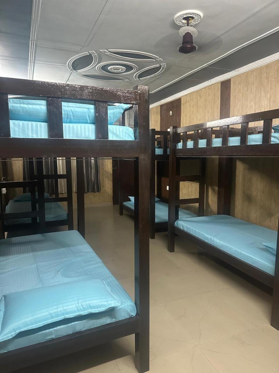 Yes Retreat Rishikesh Hotel Екстериор снимка