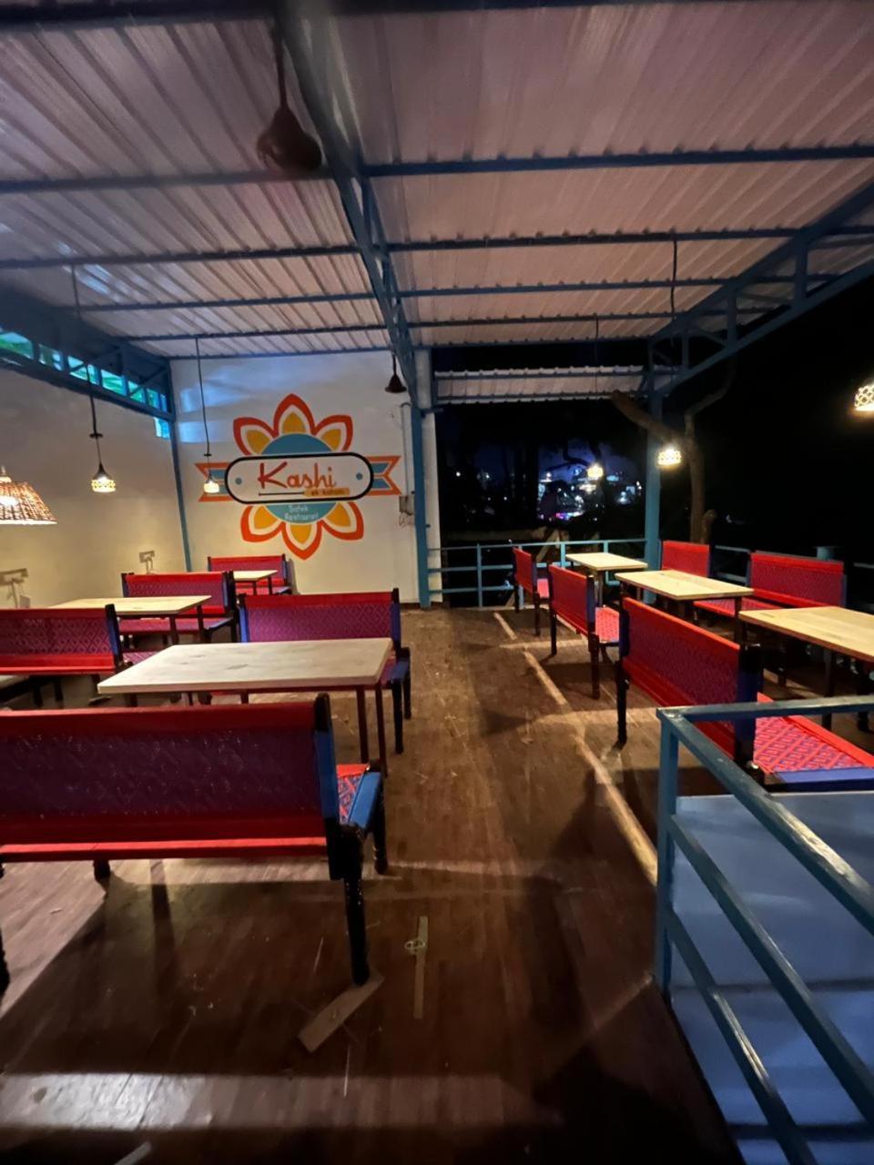 Yes Retreat Rishikesh Hotel Екстериор снимка