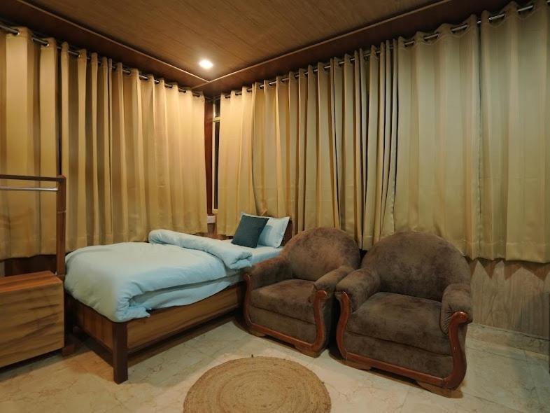 Yes Retreat Rishikesh Hotel Екстериор снимка